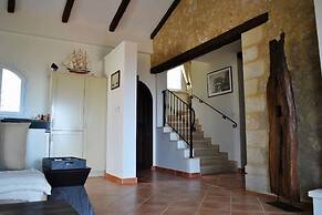 Villa Alex by Amy Villas