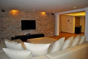 Villa Alex by Amy Villas