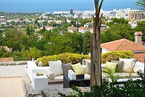 Villa Alex by Amy Villas