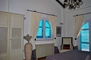 Villa Alex by Amy Villas