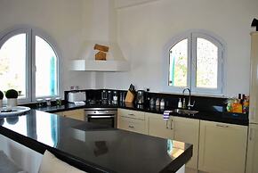 Villa Alex by Amy Villas