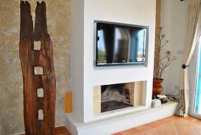 Villa Alex by Amy Villas