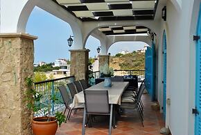 Villa Alex by Amy Villas