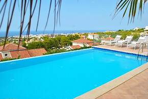 Villa Alex by Amy Villas