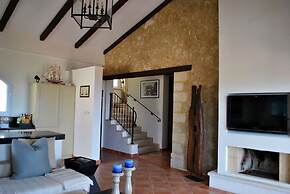 Villa Alex by Amy Villas