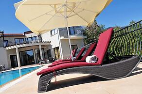 Villa Amelia by Amy Villas