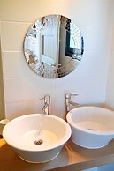 Villa Amelia by Amy Villas