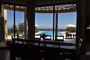 Villa Amelia by Amy Villas