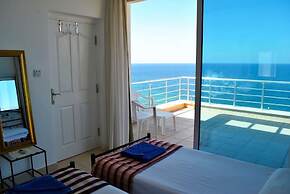 Villa Blue Horizon by Amy Villas