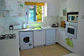 Villa Blue Horizon by Amy Villas