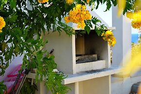 Villa Blue Horizon by Amy Villas