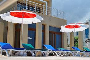 Villa Blue Ocean by Amy Villa