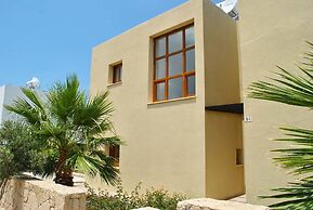 Villa Blue Ocean by Amy Villa