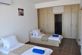 Villa Blue Ocean by Amy Villa