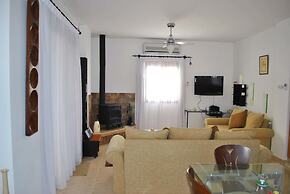 Villa Brooklands by Amy Villas