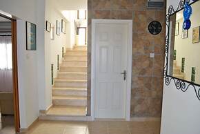 Villa Brooklands by Amy Villas