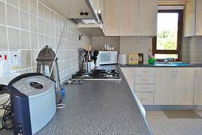 Villa Brooklands by Amy Villas