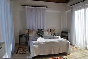 Villa Brooklands by Amy Villas