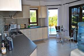 Villa Brooklands by Amy Villas