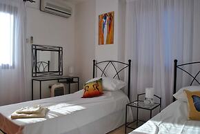 Villa Brooklands by Amy Villas