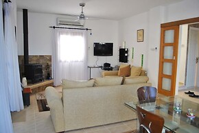 Villa Brooklands by Amy Villas