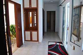 Villa Butterfly by Amy Villas