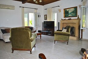 Villa Butterfly by Amy Villas