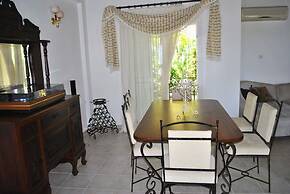 Villa Butterfly by Amy Villas