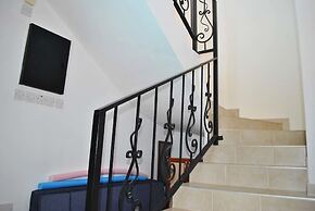 Villa Butterfly by Amy Villas