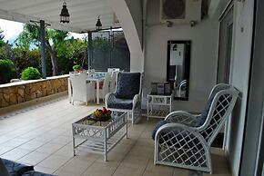 Villa Canna by Amy Villas