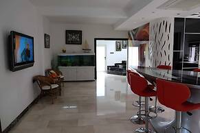 Villa Deluxe by Amy Villas