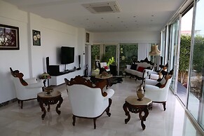 Villa Deluxe by Amy Villas