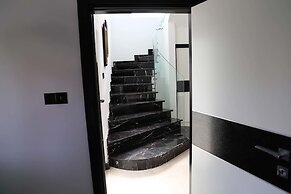 Villa Deluxe by Amy Villas