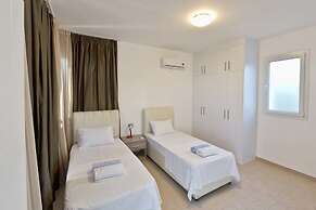 Villa Eden by Amy Villas