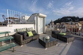Rooftop Luxury Apartment