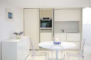 Rooftop Luxury Apartment