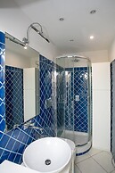 Rooftop Luxury Apartment