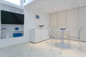 Rooftop Luxury Apartment