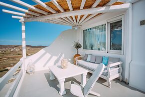 Mykonos Supreme Comfort Suites & Villas