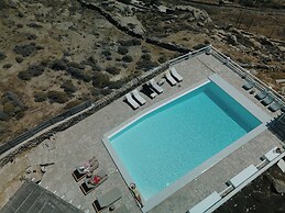 Mykonos Supreme Comfort Suites & Villas