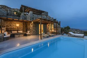 Mykonos Supreme Comfort Suites & Villas