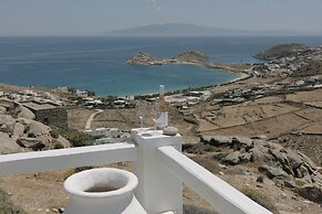 Mykonos Supreme Comfort Suites & Villas