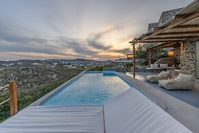 Mykonos Supreme Comfort Suites & Villas