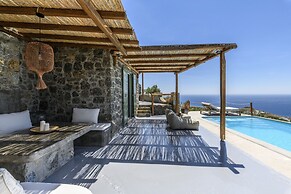 Mykonos Supreme Comfort Suites & Villas