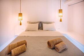 Mykonos Supreme Comfort Suites & Villas