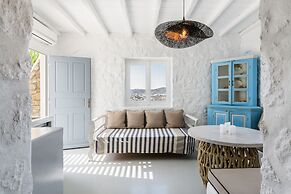 Mykonos Supreme Comfort Suites & Villas