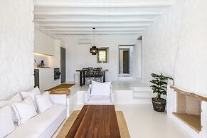 Mykonos Supreme Comfort Suites & Villas