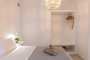 Mykonos Supreme Comfort Suites & Villas