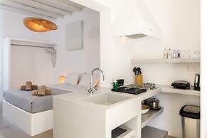 Mykonos Supreme Comfort Suites & Villas