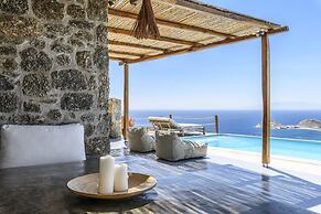 Mykonos Supreme Comfort Suites & Villas